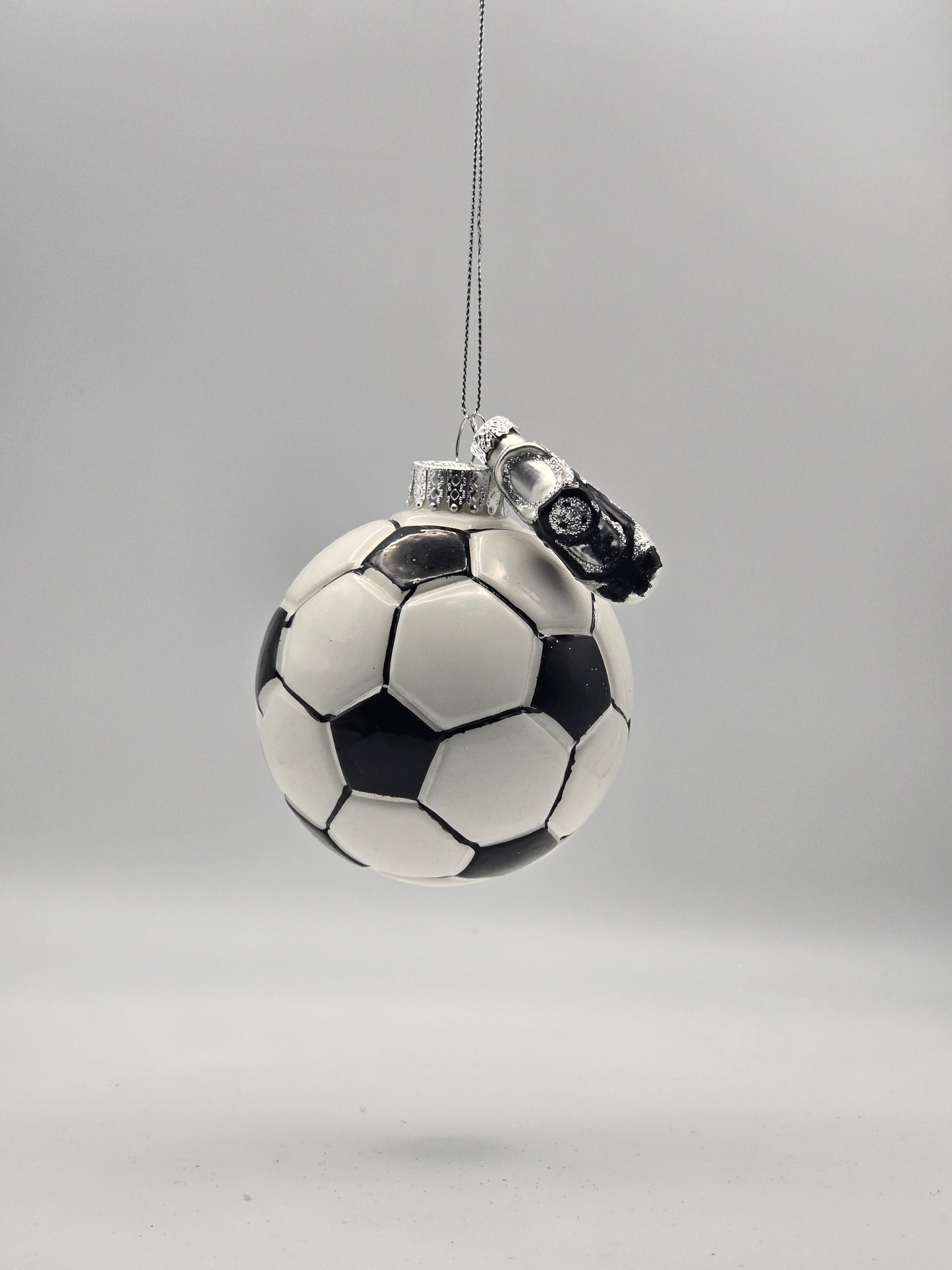 Fußball groß mit kleinem Schuh 2-teilig
