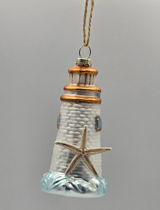 Maritimer Leuchtturm mit Seestern