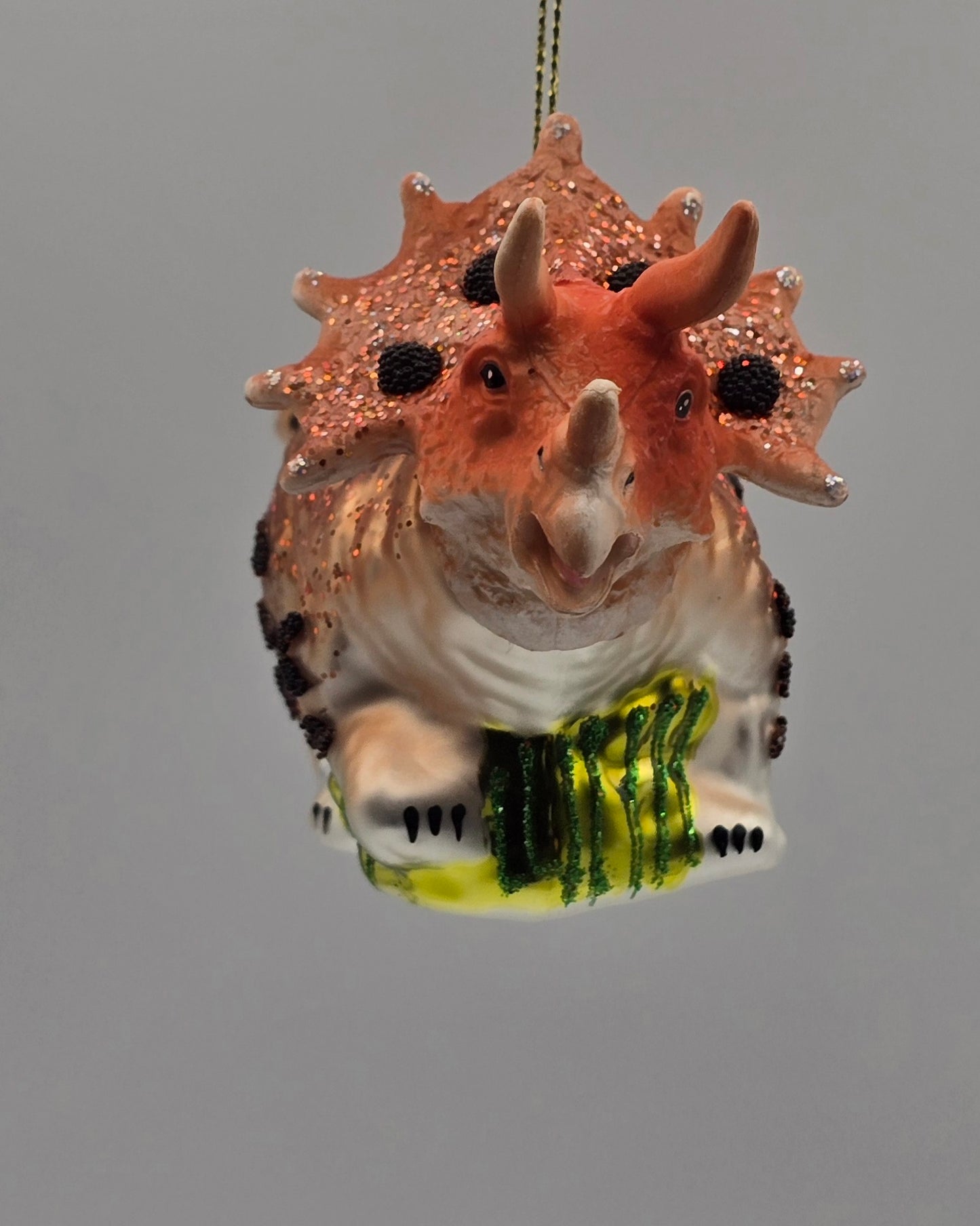 Dinosaurier Triceratops braun kupfer
