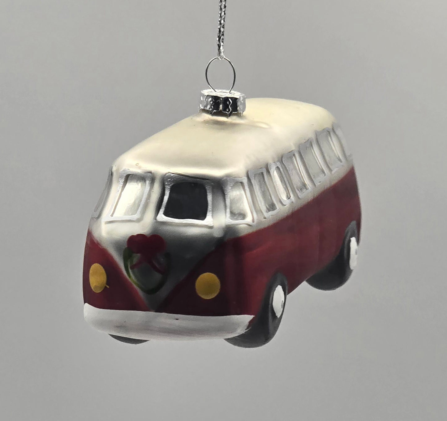 VW Bus rot matt silber