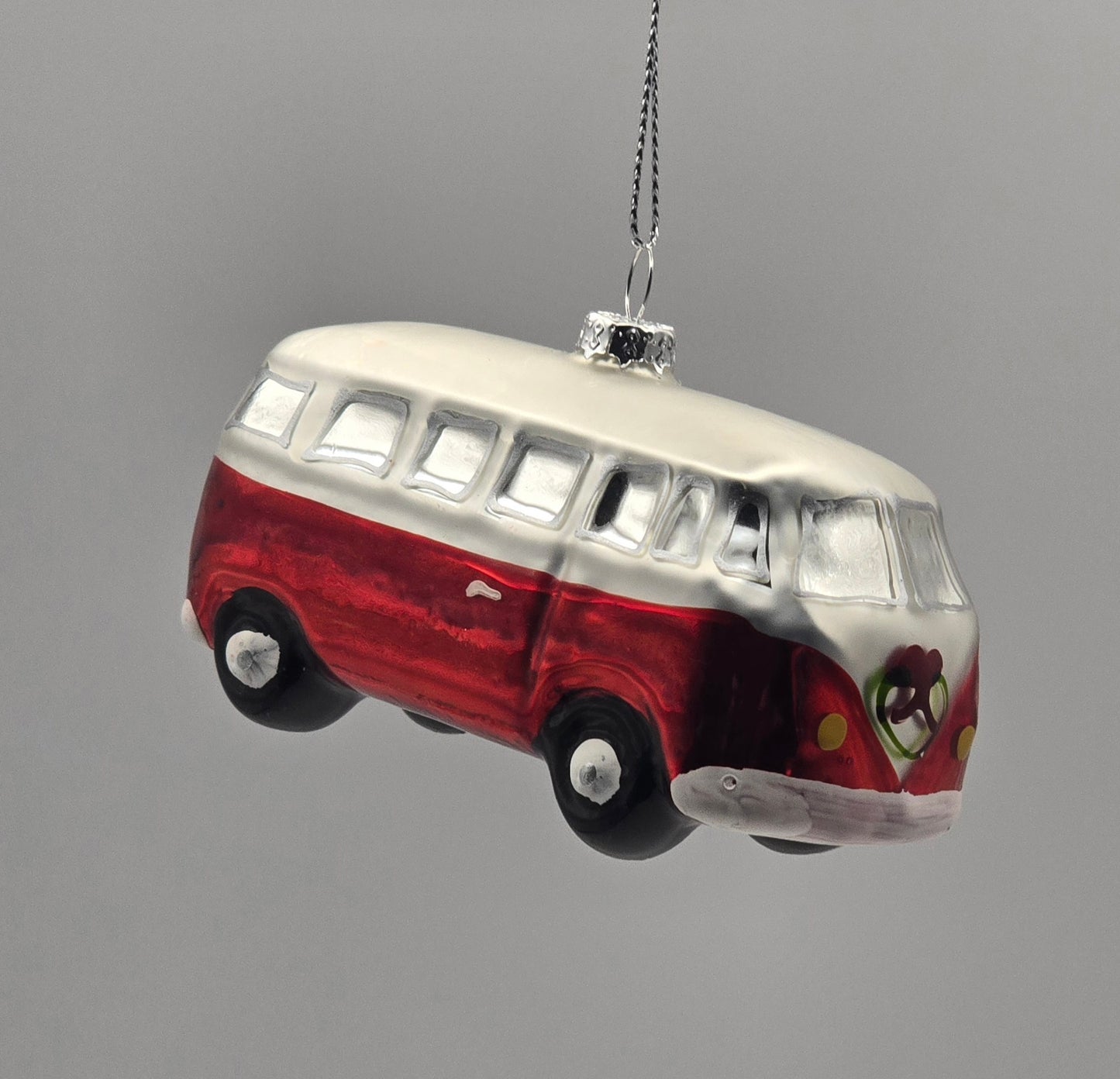 VW Bus rot glänzend silber