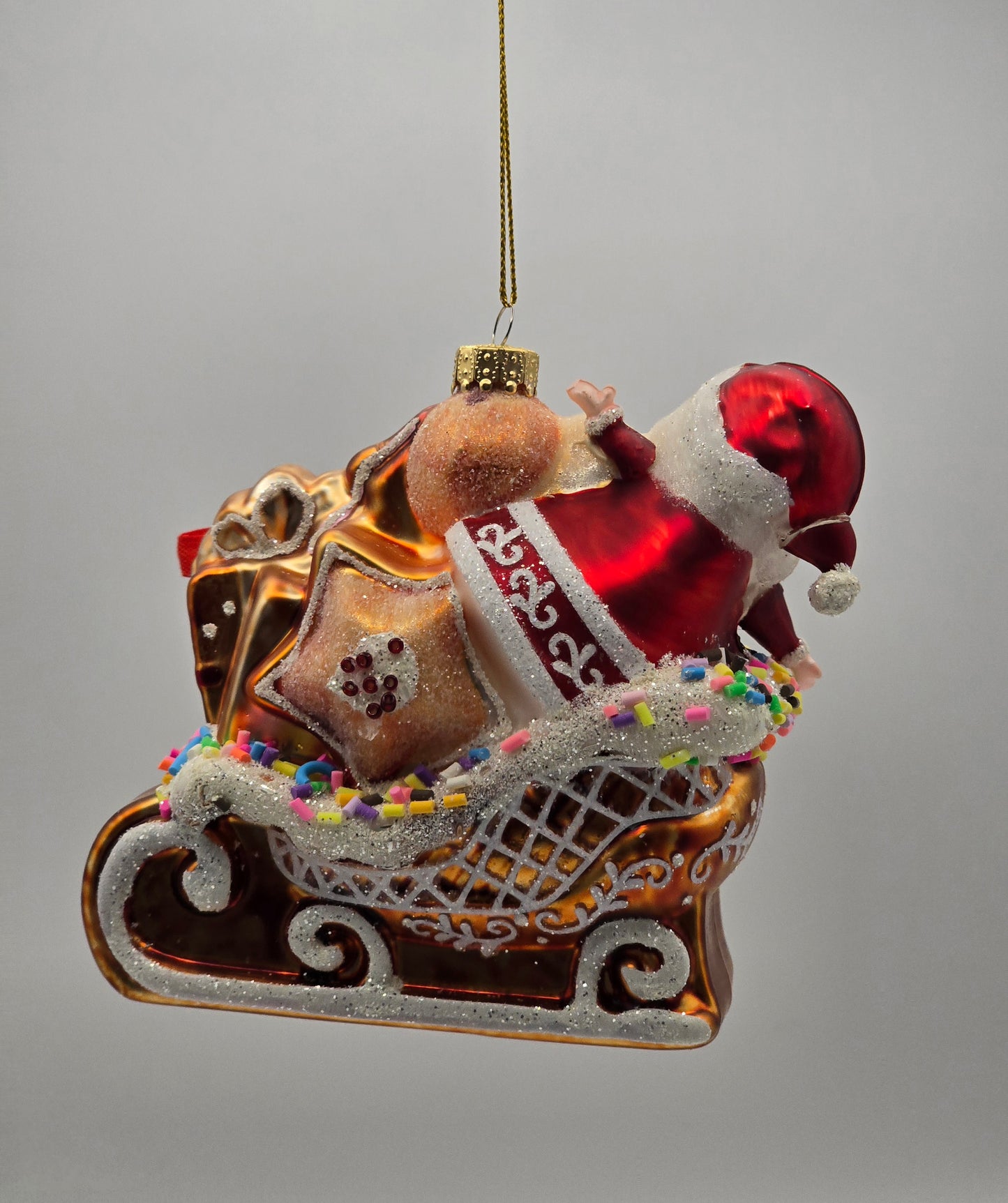 Weihnachtsmann auf Schlitten mit Geschenken Lebkuche Style #26